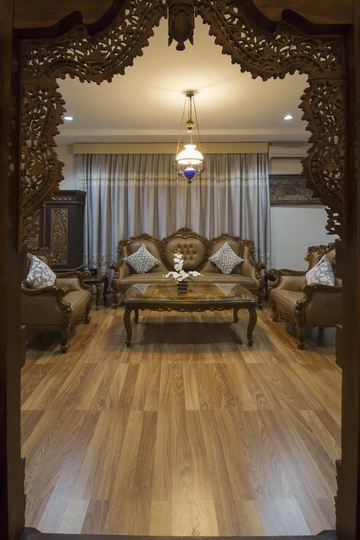 فندق Grand Puri Saron يوغياكارتا المظهر الخارجي الصورة